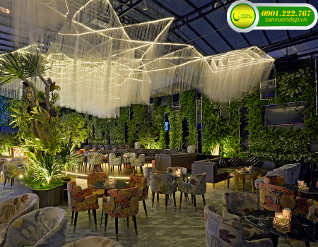 THI CÔNG VƯỜN TƯỜNG ĐỨNG BAR - MIXX SKY GARDEN